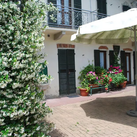 La Curandera Couette-café Rosta