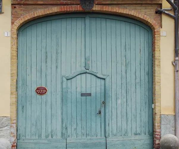 La Curandera Frühstückspension Rosta